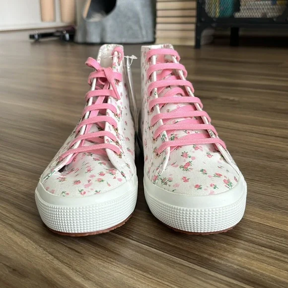 Superga Fantasia Floral Print High Top Lace Up Canvas Sneakers - Picture 4 of 7